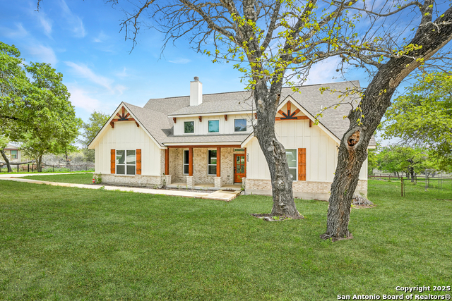 205 Patchwork Corners Property Photo 2