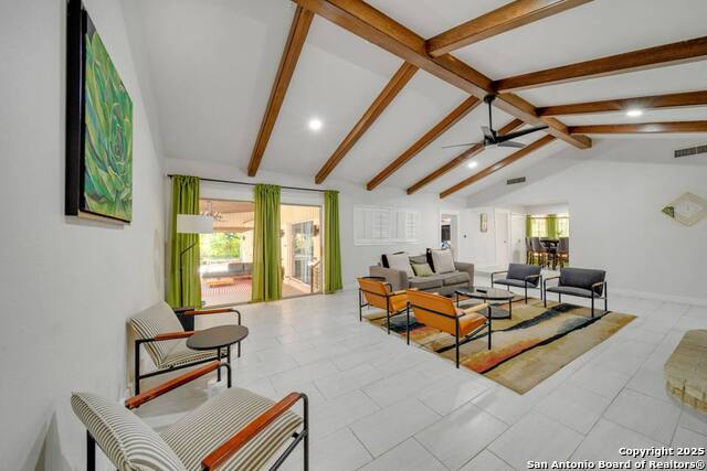 605 Squires Row Property Photo