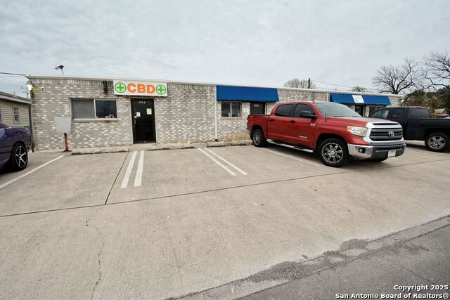 100 Schertz Pkwy Property Photo 6