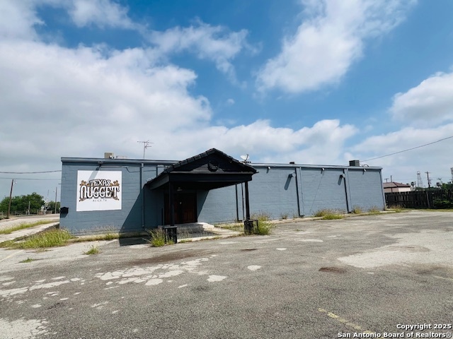 120 S Aransas St. Property Photo