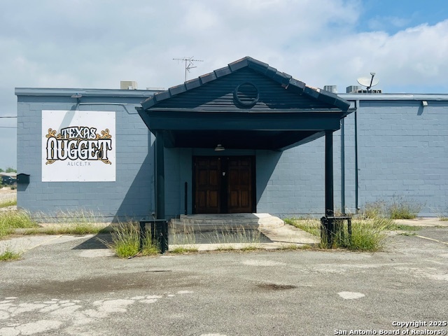 120 S Aransas St. Property Photo 2