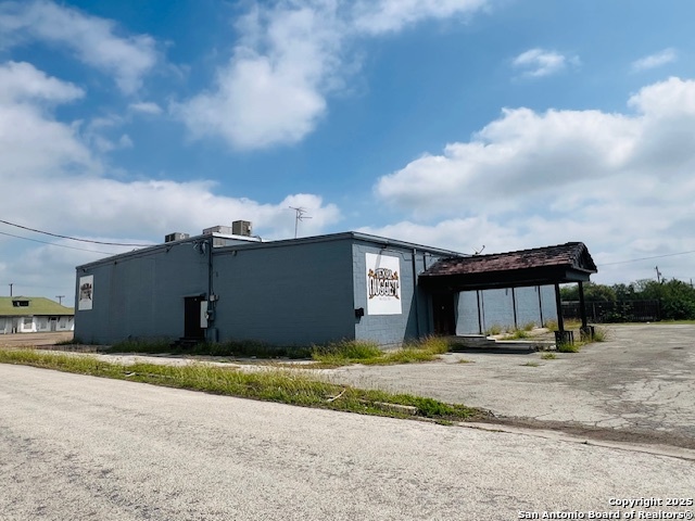 120 S Aransas St. Property Photo 3