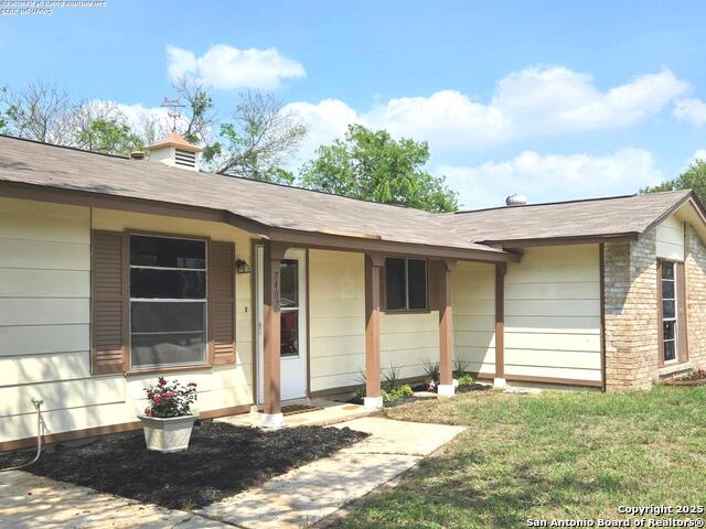 7407 Singing Brook Property Photo 2