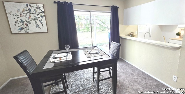 7407 Singing Brook Property Photo 7