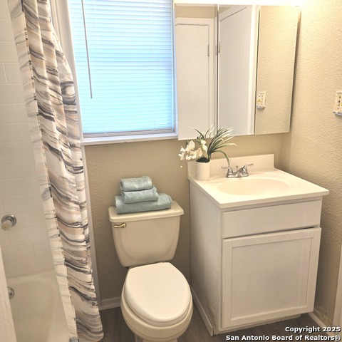 7407 Singing Brook Property Photo 15