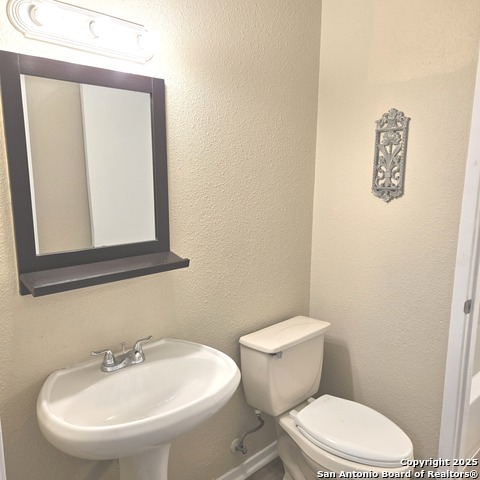 7407 Singing Brook Property Photo 17