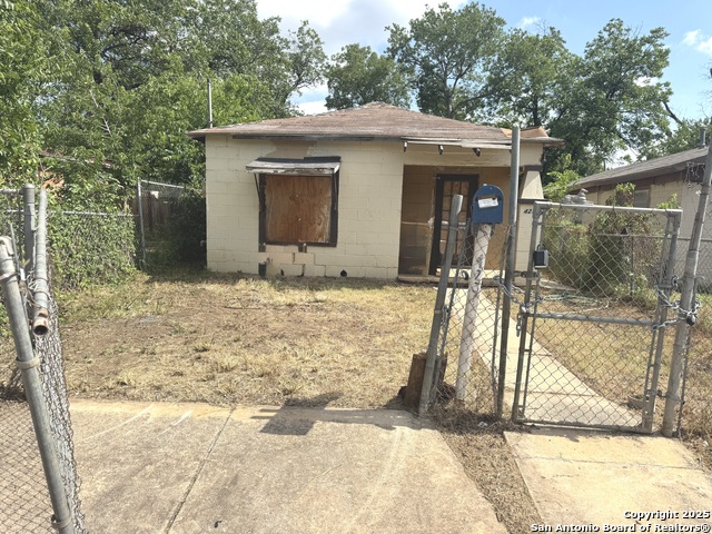 423 Hazel Property Photo 1