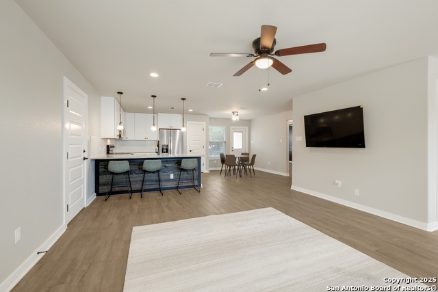 122 Hi View Property Photo 5