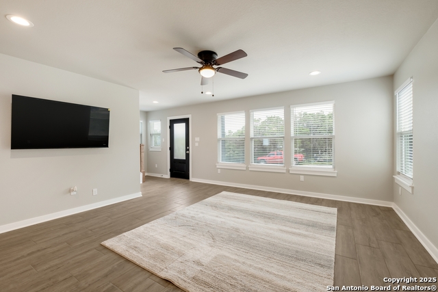 122 Hi View Property Photo 6