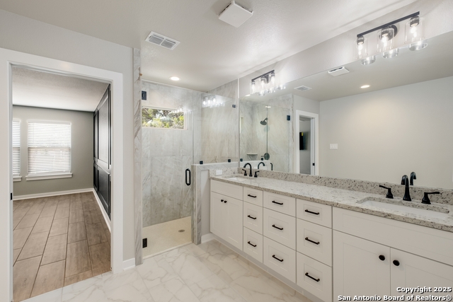122 Hi View Property Photo 16