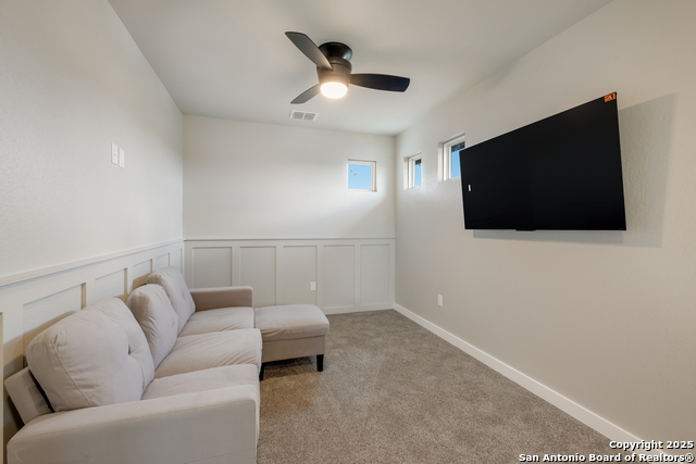 122 Hi View Property Photo 17