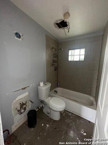 2751 Culebra Property Photo 7