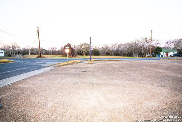 1107 N Archer Property Photo 13