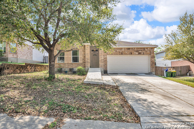 15815 Hastings Park Property Photo