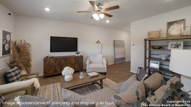1415 Chianti Pass Property Photo 4
