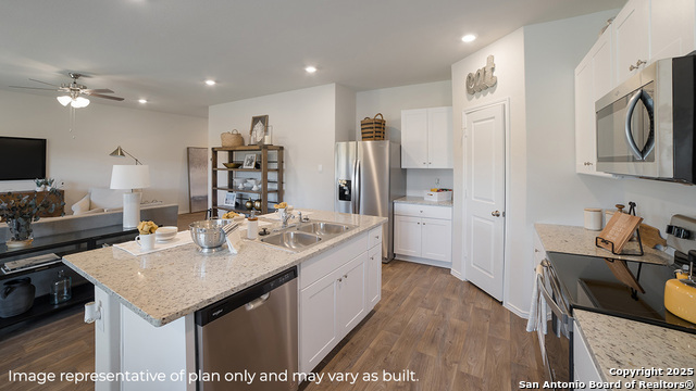 1415 Chianti Pass Property Photo 8