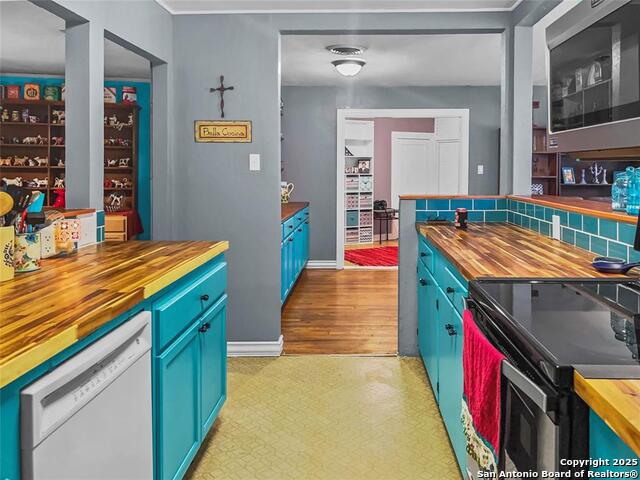 813 N Morgan St Property Photo 9