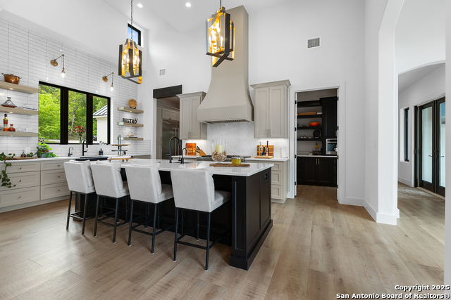 11207 Paraiso Bluff Property Photo 6