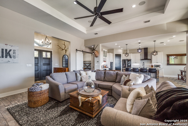 112 Chinkapin Property Photo 6