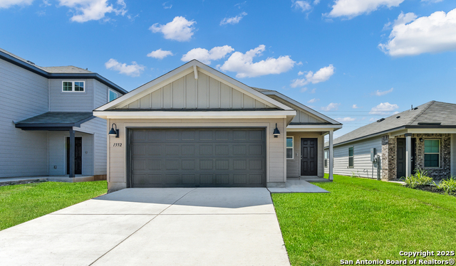 1552 Golden Wheat Property Photo 1