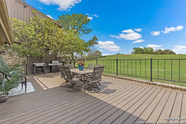 636 Oakland Hills Property Photo 29