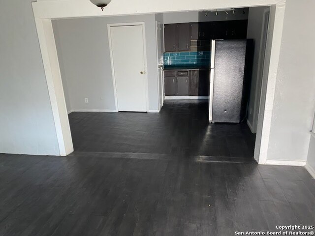 719 San Antonio Property Photo 5