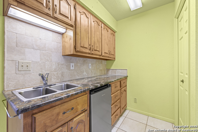 1416 Countryside Bend Property Photo 14