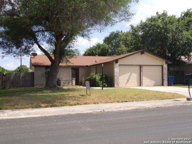 2814 Meadow River Property Photo 1