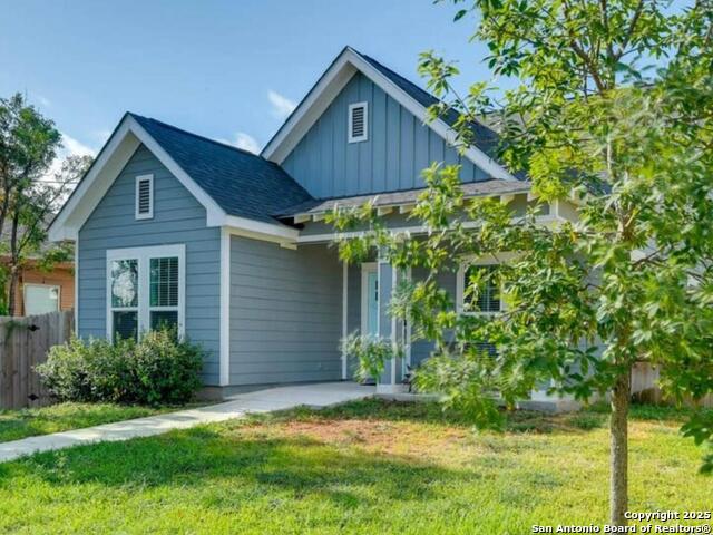 1406 Nolan St Property Photo 3