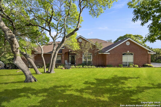 111 Roundup Dr Property Photo