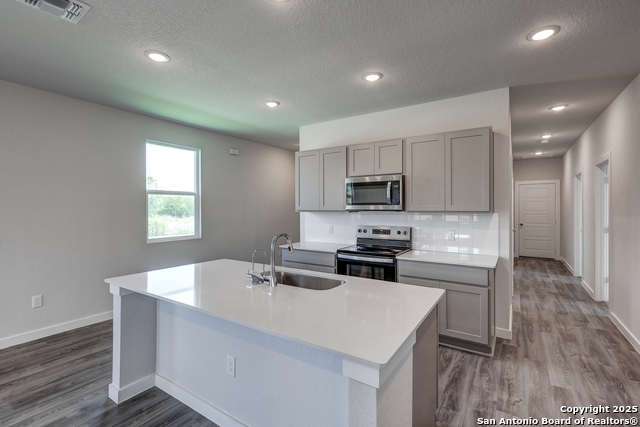 12403 Malarie Square Property Photo 6