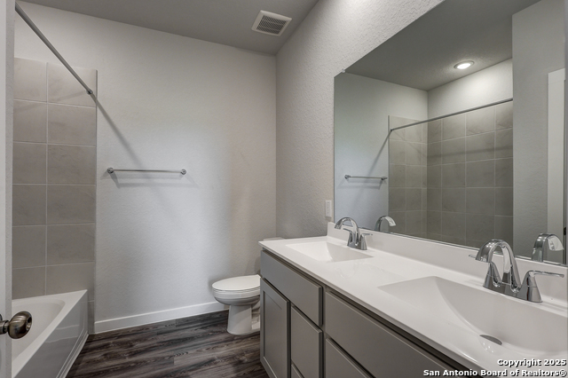 12403 Malarie Square Property Photo 20