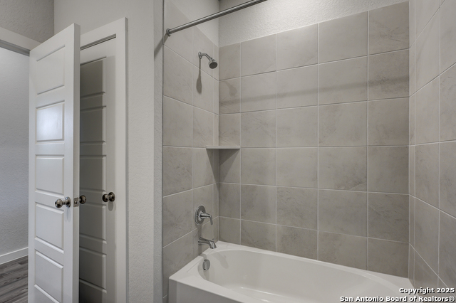 12403 Malarie Square Property Photo 21