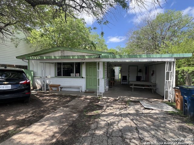 1414 Vargas Property Photo 1
