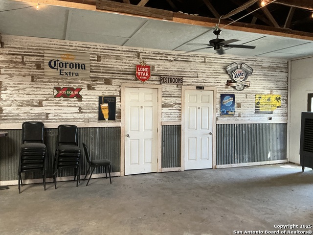 103 W 3rd Street Property Photo 3