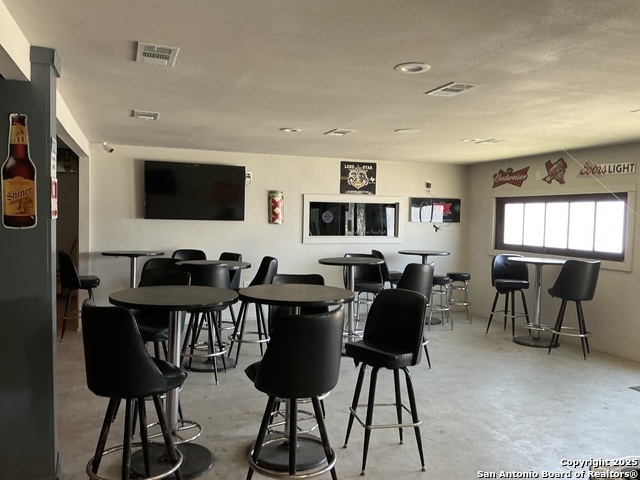 103 W 3rd Street Property Photo 7