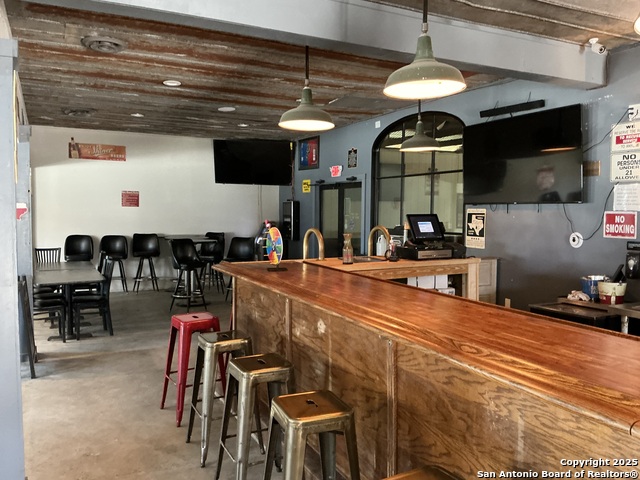 103 W 3rd Street Property Photo 10