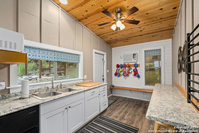 104 High Sierra Property Photo 52