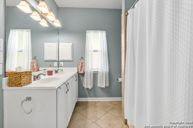 4 Andover Creek Drive Property Photo 12