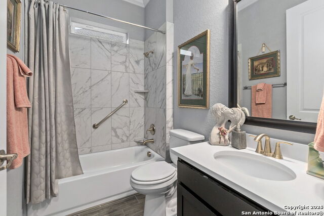 22815 Grande Vista Property Photo 11