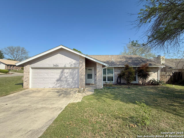 7401 Oak Marsh Property Photo 1