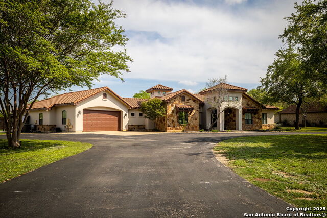 851 River Cliff Property Photo 10