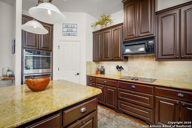 851 River Cliff Property Photo 19