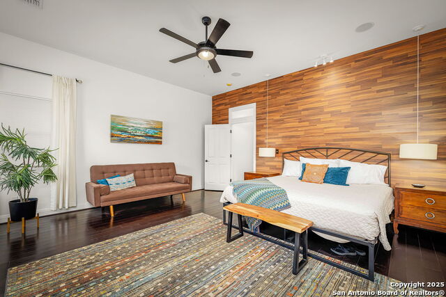 851 River Cliff Property Photo 27