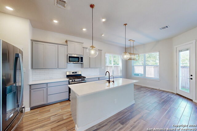 5843 Whitby Rd Property Photo 12