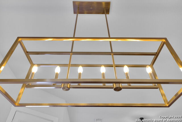 5843 Whitby Rd Property Photo 14