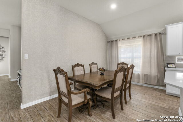 8521 Norias Wheel Property Photo 10