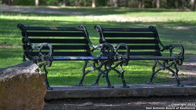 1913 Luna Street Property Photo 38