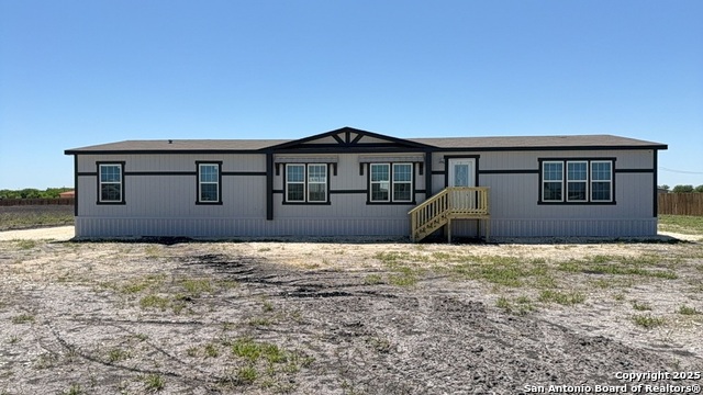 438 County Road 679 Property Photo