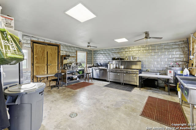 7250 Farm To Market Rd 306 Property Photo 32